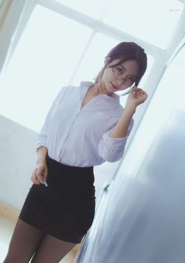 暮光之城4_1080P免费观看视频